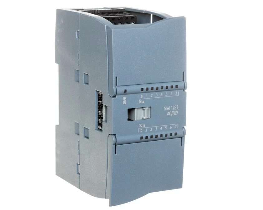 Moduł wejść / wyjść binarnych SIMATIC S7‑1200 SM 1223 8DI 8DQ relay 6ES7223‑1QH32‑0XB0 - obrazek 1