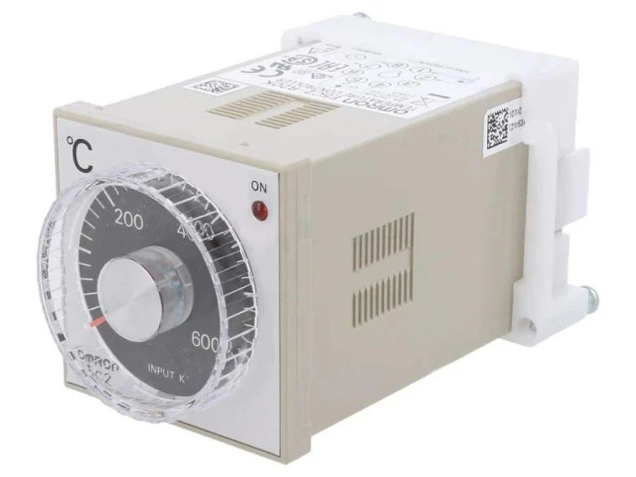 Moduł typu regulator temperatury z wyjściem typu SPDT, montowany na podstawkę E5C2‑R20K0600‑230 - obrazek 1