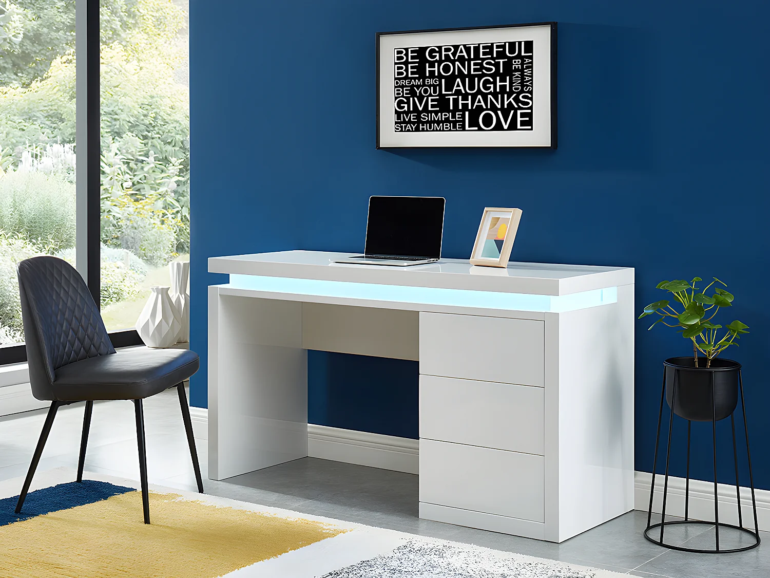 Biurko EMERSON – 3 szuflady – MDF lakierowany w kolorze białym – oświetlenie LED 114463 - obrazek 1
