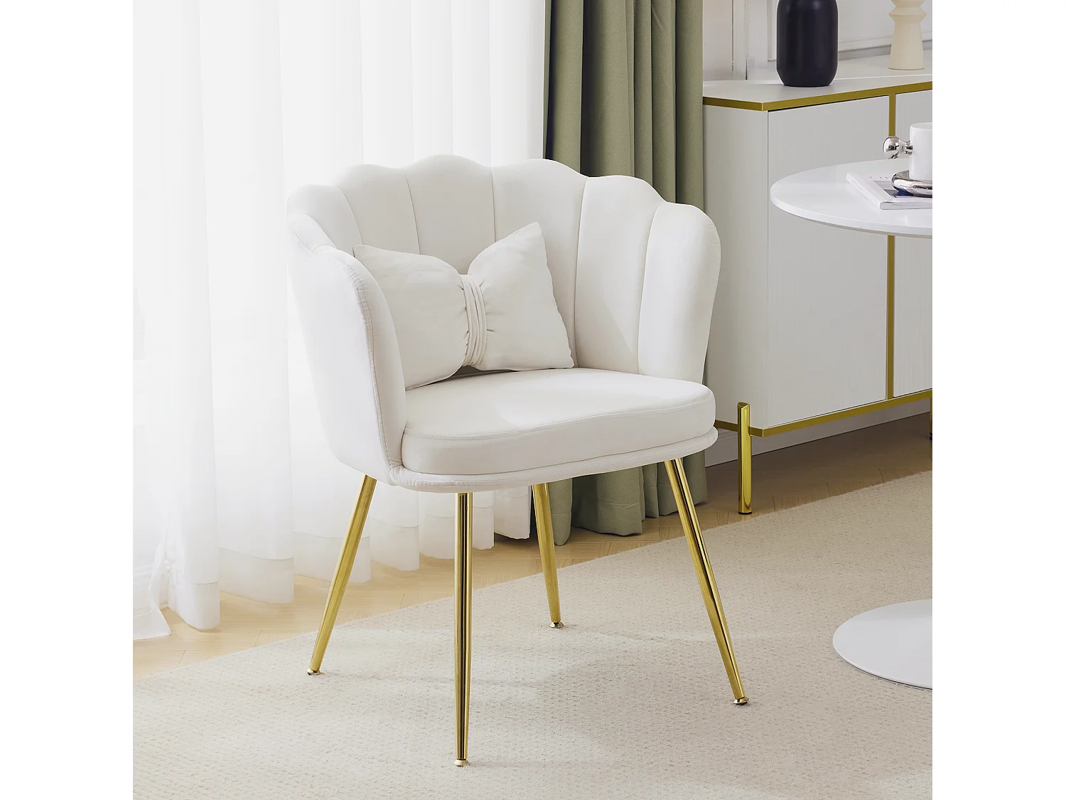 Cadeira de veludo para sala de jantar – 62 x 54,5 x 77 cm – com encosto – Pernas de metal – Bege 3686076