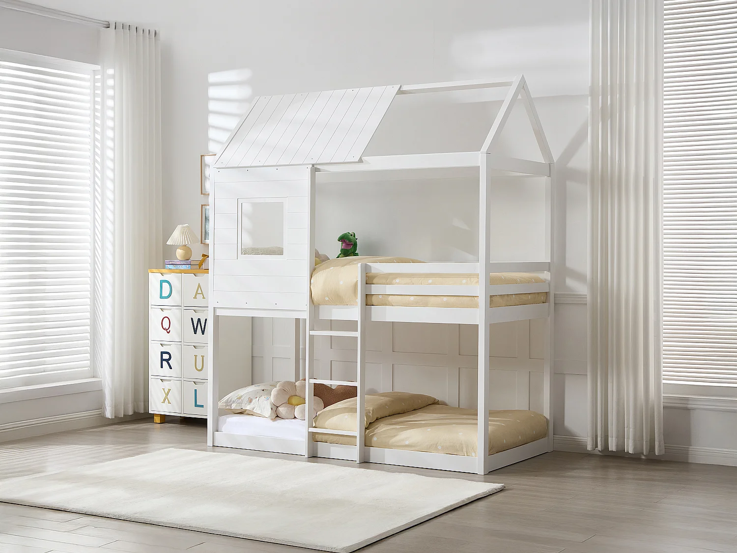Łóżko piętrowe domek 2 x 90 x 190 cm - Drewno sosnowe i MDF - Biały - LIDOVARA 3697041 - obrazek 1