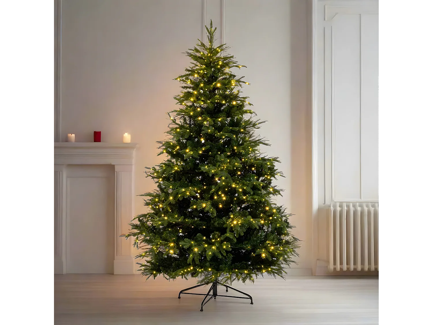 Choinka świąteczna Aurora z wbudowanymi mikro diodami LED, 80% PE, efekt prawdziwego dotyku, 210 cm 4518783