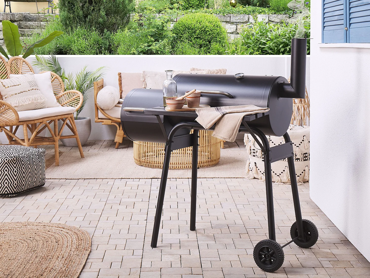 Grill węglowy KATLA Z wędzarnią Metal Czarny 142811 - obrazek 1