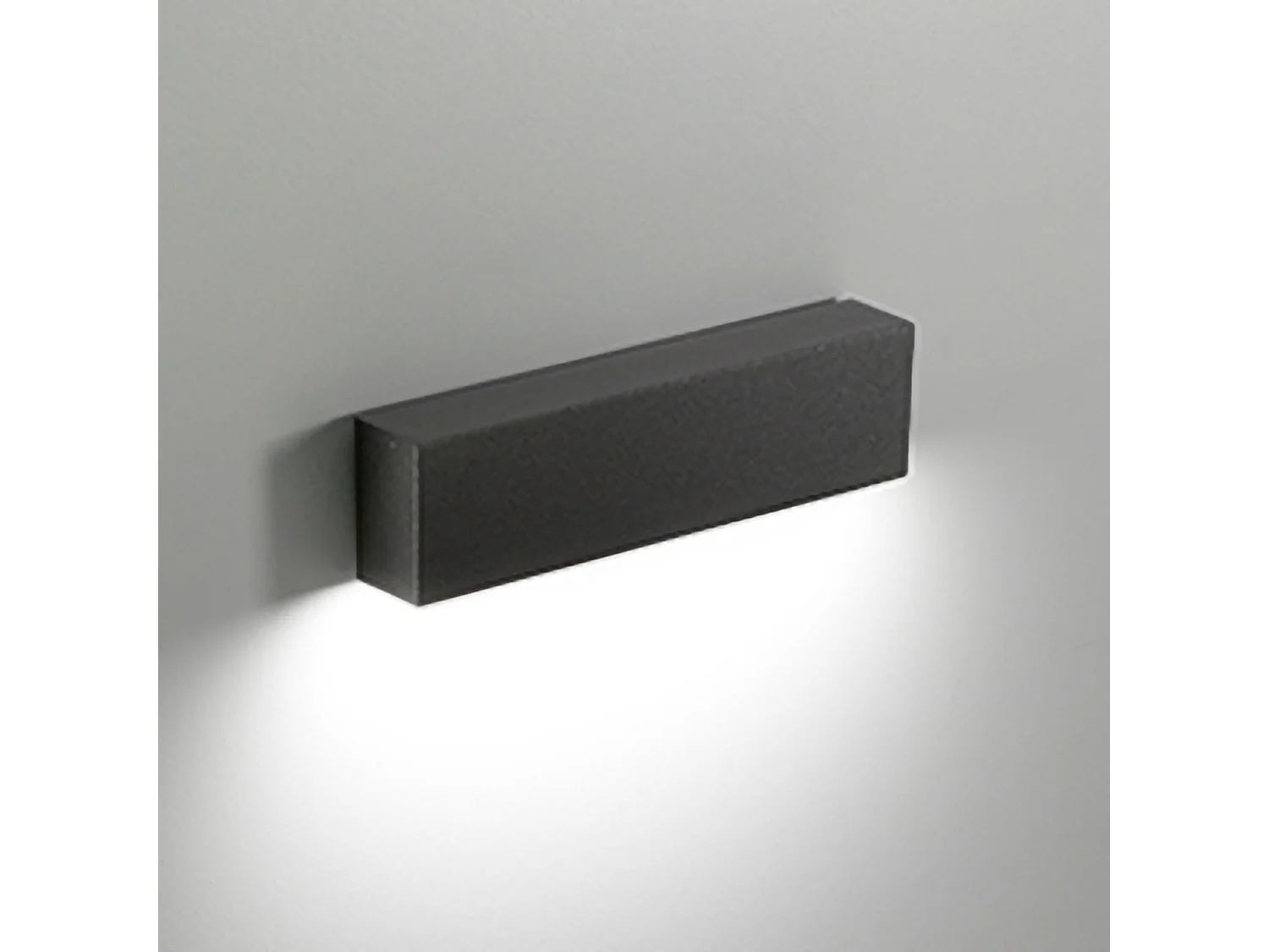Kinkiet ścienny LED Slat, nowoczesny design, odlew aluminium, ciemnoszary, do wewnątrz i na zewnątrz, 4W, barwa 3000K, klasa szczelności IP65 5012221 - obrazek 1