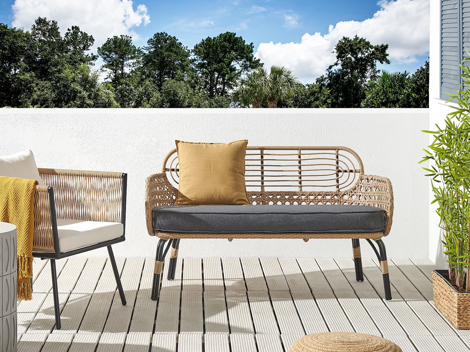 Ławka ogrodowa z poduchą PRATELLO 122 cm Technorattan Naturalny 4215923