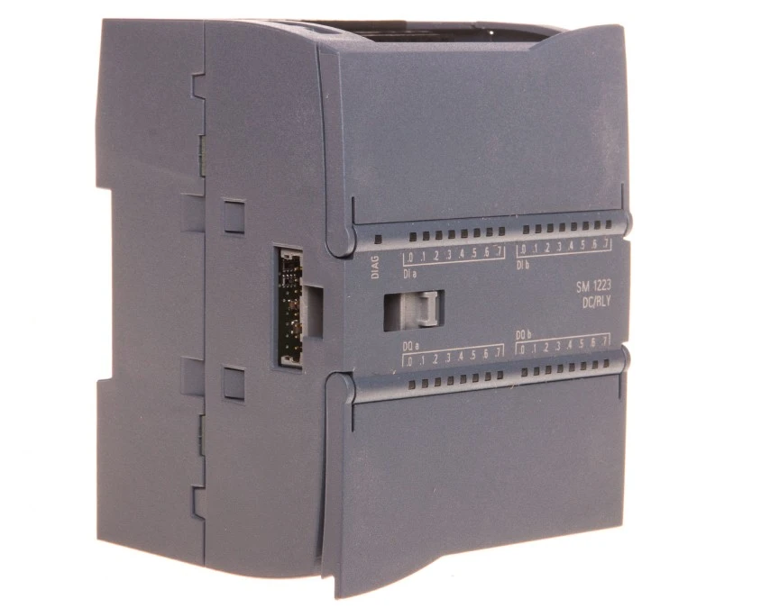 Moduł wejść / wyjść binarnych SIMATIC S7‑1200 SM 1223 16DI/16DO 2A 6ES7223‑1PL32‑0XB0 - obrazek 1